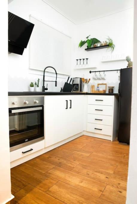 Novel Acropolis Apartment أثينا المظهر الخارجي الصورة